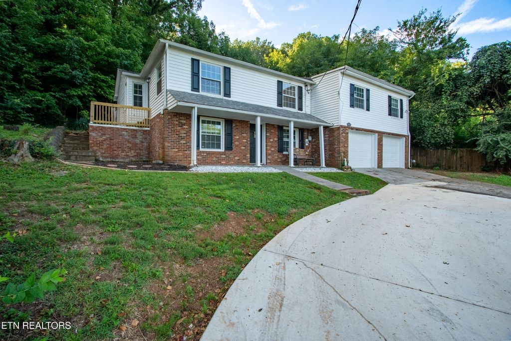 Photo of 4220 Reed Rd, Louisville, TN 37777 (MLS # 1313690)
