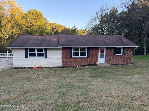 Photo of 188 Church Drive, Lenoir City, TN 37771 (MLS # 1359840)