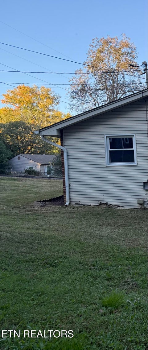 Tiny photo for 188 Church Drive, Lenoir City, TN 37771 (MLS # 1359840)