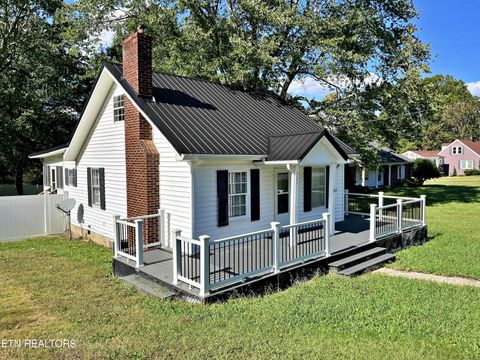 Tiny photo for 302 W Farrell St, Niota, TN 37826 (MLS # 1316976)