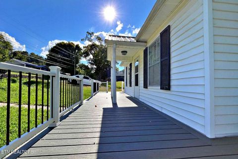 Tiny photo for 302 W Farrell St, Niota, TN 37826 (MLS # 1316976)