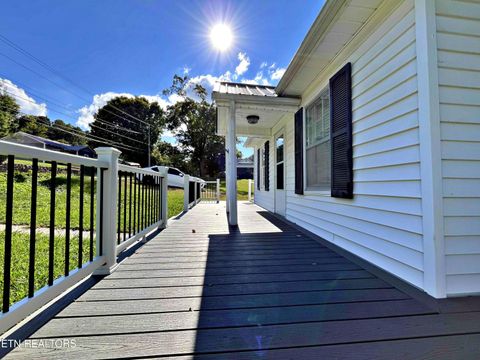 Tiny photo for 302 W Farrell St, Niota, TN 37826 (MLS # 1316976)