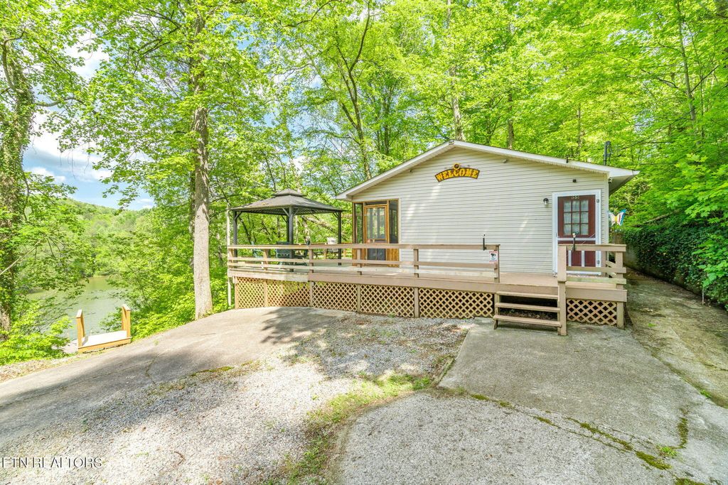 Photo of 155 Lindsey Cemetery Rd, Madisonville, TN 37354 (MLS # 1299747)