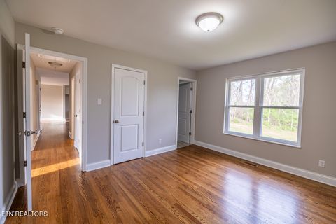 Tiny photo for 2318 Black Bear Rd, Knoxville, TN 37923 (MLS # 1334574)