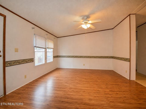 Tiny photo for 124 Davis Rd, Townsend, TN 37882 (MLS # 1347047)
