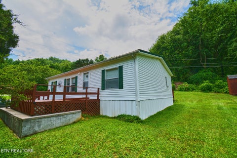 Tiny photo for 124 Davis Rd, Townsend, TN 37882 (MLS # 1347047)