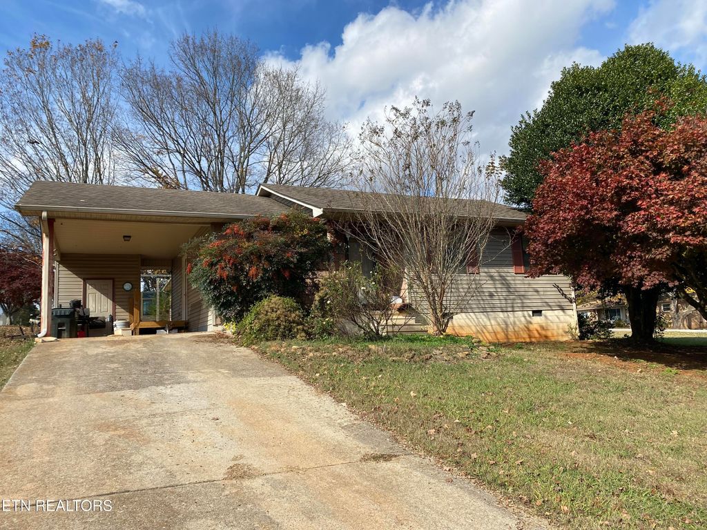 Photo of 102 County Road 143, Riceville, TN 37370 (MLS # 1319074)