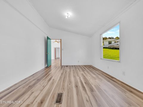Tiny photo for 115 Queener St, Jacksboro, TN 37757 (MLS # 1317239)