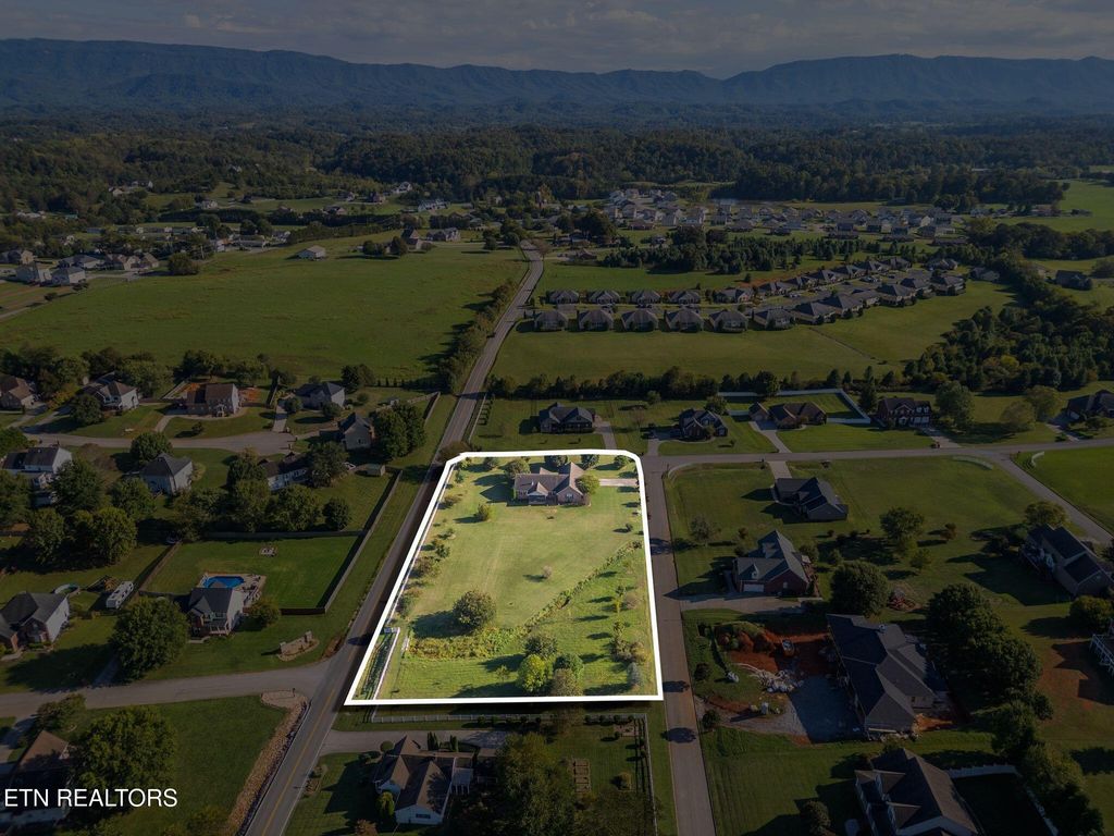 Photo of 408 Winners Circle, Seymour, TN 37865 (MLS # 1316624)