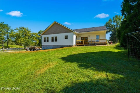 Tiny photo for 327 Bethel Rd, Clinton, TN 37716 (MLS # 1354982)
