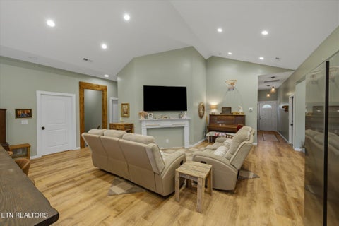Tiny photo for 327 Bethel Rd, Clinton, TN 37716 (MLS # 1354982)
