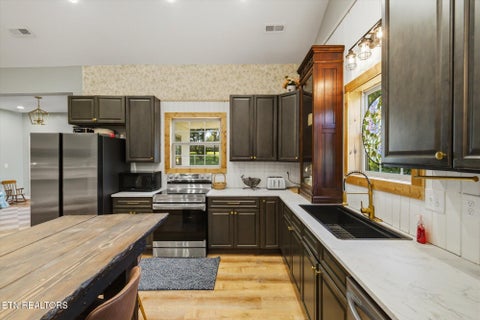 Tiny photo for 327 Bethel Rd, Clinton, TN 37716 (MLS # 1354982)