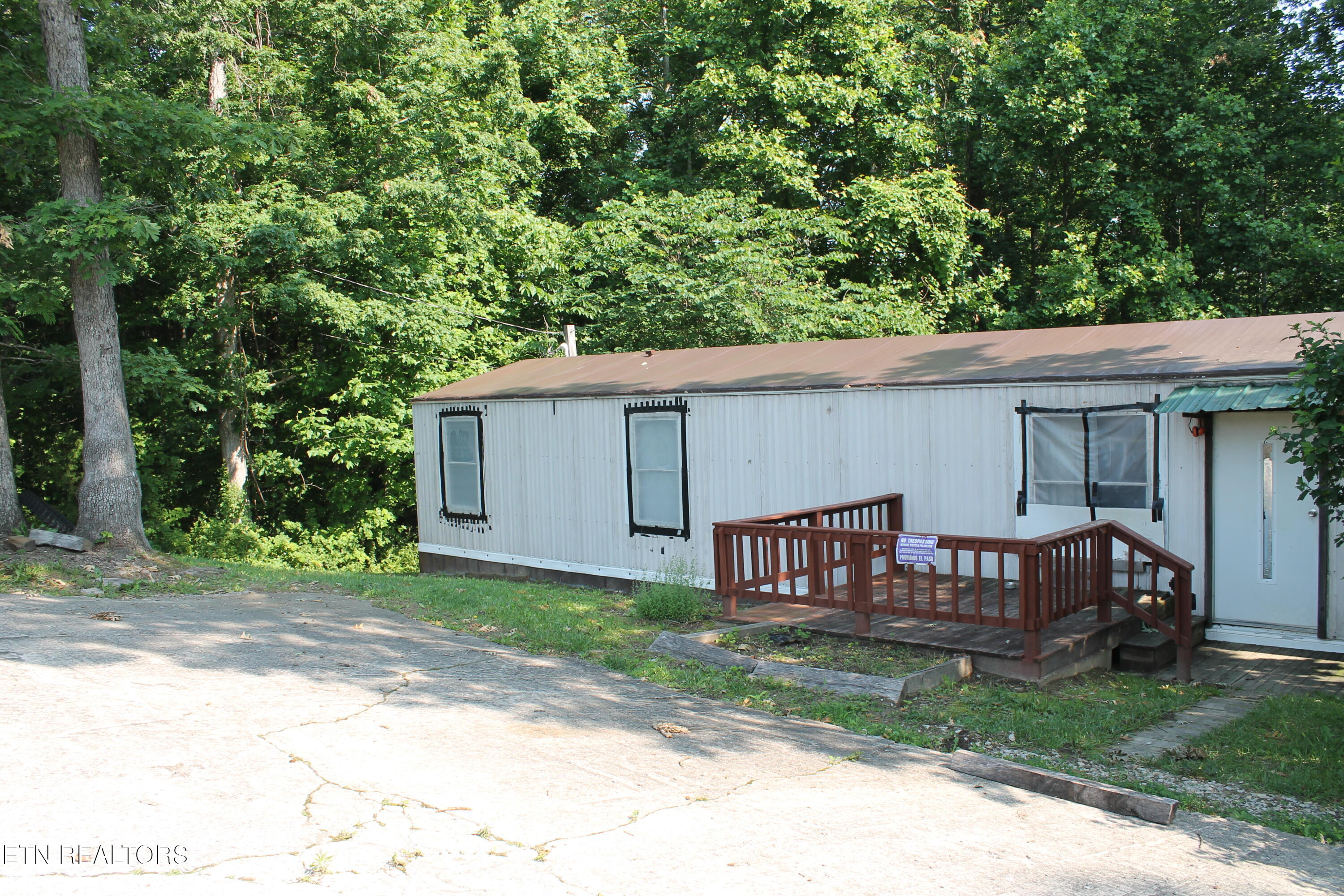 2122 Pickett Park Hwy