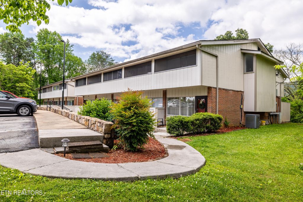 Photo of 2806 Suncrest Rd #Unit 1, Pigeon Forge, TN 37863 (MLS # 1262377)