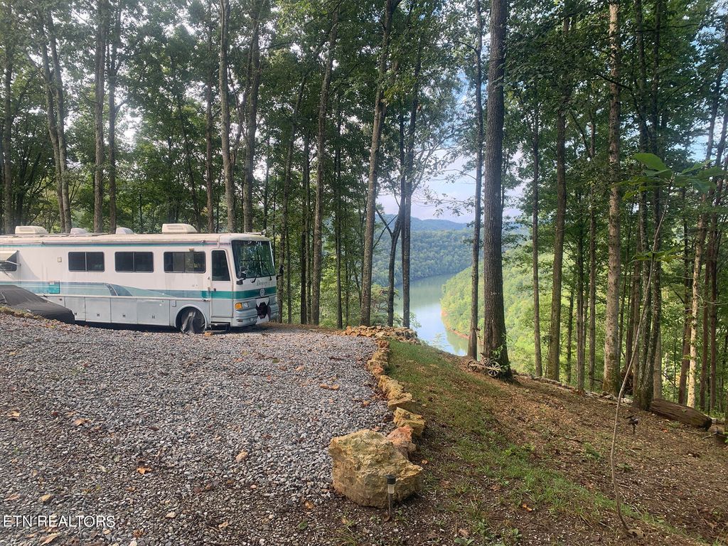 Photo of 2581 Locust Grove Rd Rd, New Tazewell, TN 37825 (MLS # 1240723)