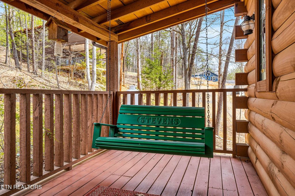 Photo of 1645 S Mountain View Rd, Sevierville, TN 37876 (MLS # 1333930)