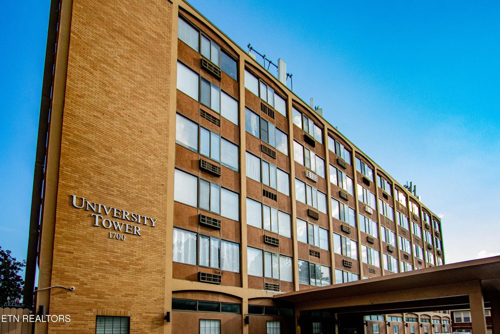 Photo of 1700 Clinch Ave #315, Knoxville, TN 37916 (MLS # 1314403)