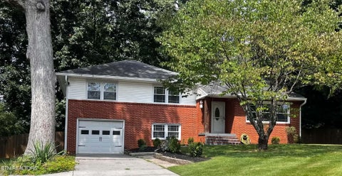 Photo of 3207 Hazelwood Rd, Knoxville, TN 37921 (MLS # 1351236)