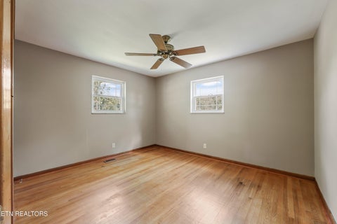 Tiny photo for 4418 NE Garden DR, Knoxville, TN 37918 (MLS # 1354780)