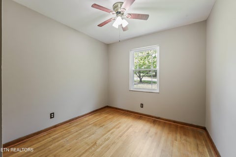 Tiny photo for 4418 NE Garden DR, Knoxville, TN 37918 (MLS # 1354780)