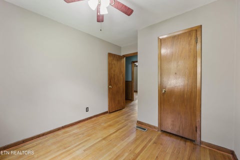 Tiny photo for 4418 NE Garden DR, Knoxville, TN 37918 (MLS # 1354780)