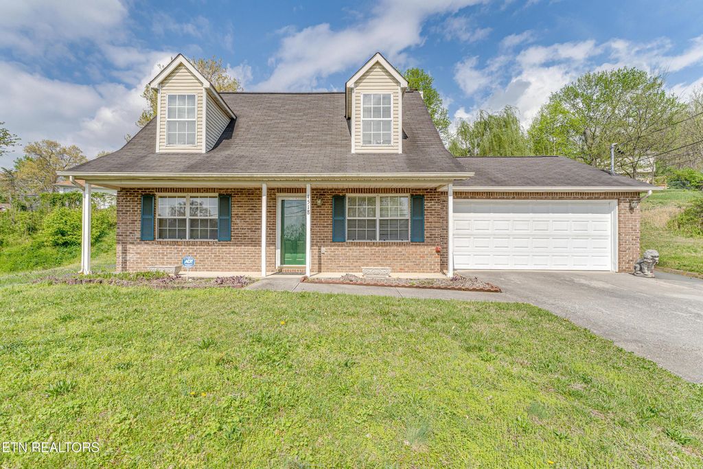 Photo of 4518 Kinlock Lane, Knoxville, TN 37921 (MLS # 1317609)