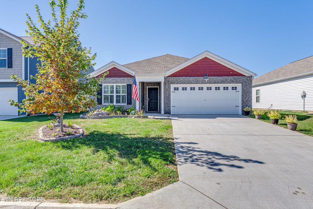 Photo of 7531 Game Bird St, Corryton, TN 37721 (MLS # 1318961)