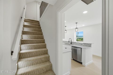 Tiny photo for 311 W Central Ave, Sweetwater, TN 37874 (MLS # 1347564)