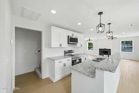 Tiny photo for 311 W Central Ave, Sweetwater, TN 37874 (MLS # 1347564)
