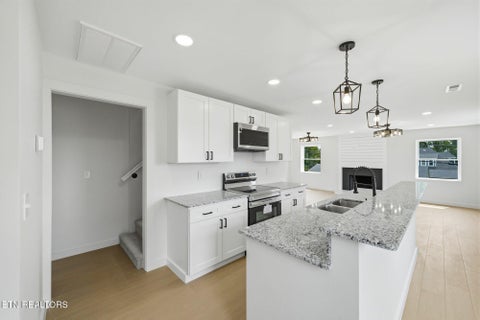 Tiny photo for 311 W Central Ave, Sweetwater, TN 37874 (MLS # 1347564)