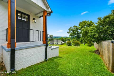 Tiny photo for 311 W Central Ave, Sweetwater, TN 37874 (MLS # 1347564)
