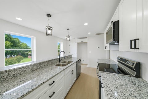 Tiny photo for 311 W Central Ave, Sweetwater, TN 37874 (MLS # 1347564)