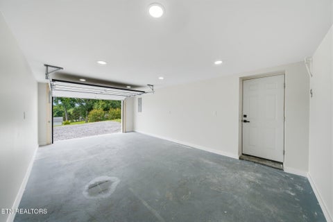 Tiny photo for 311 W Central Ave, Sweetwater, TN 37874 (MLS # 1347564)