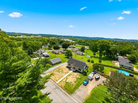 Tiny photo for 311 W Central Ave, Sweetwater, TN 37874 (MLS # 1347564)