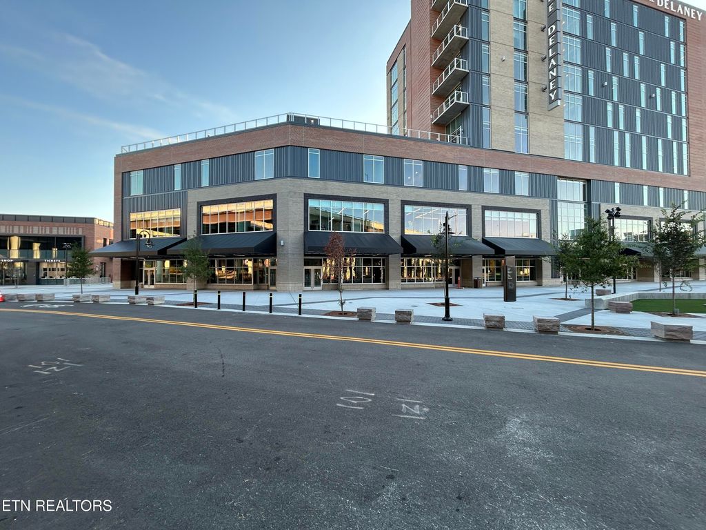 Photo of 122 Stadium Way #814, Knoxville, TN 37915 (MLS # 1295459)