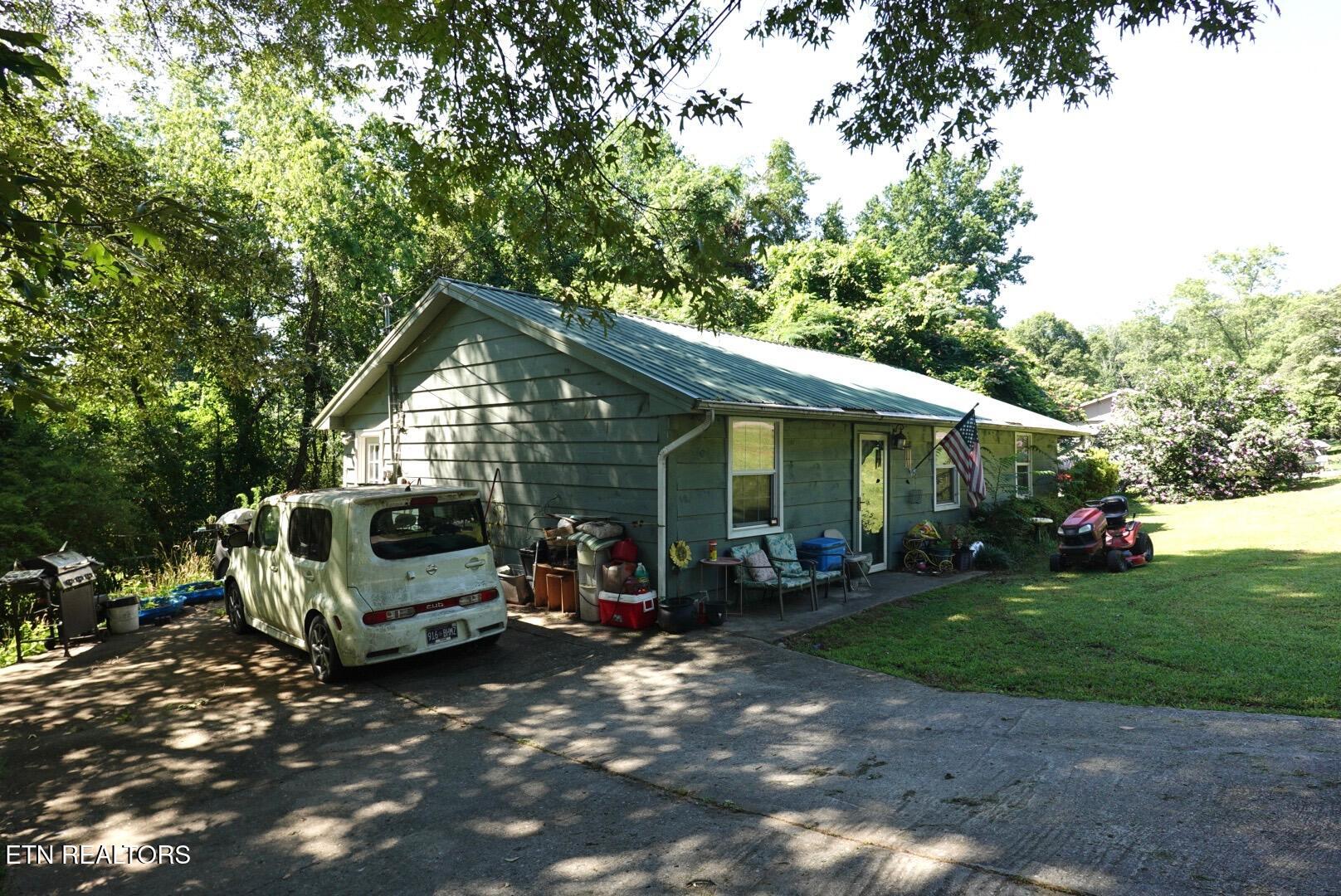 201 Glen Mar Circle