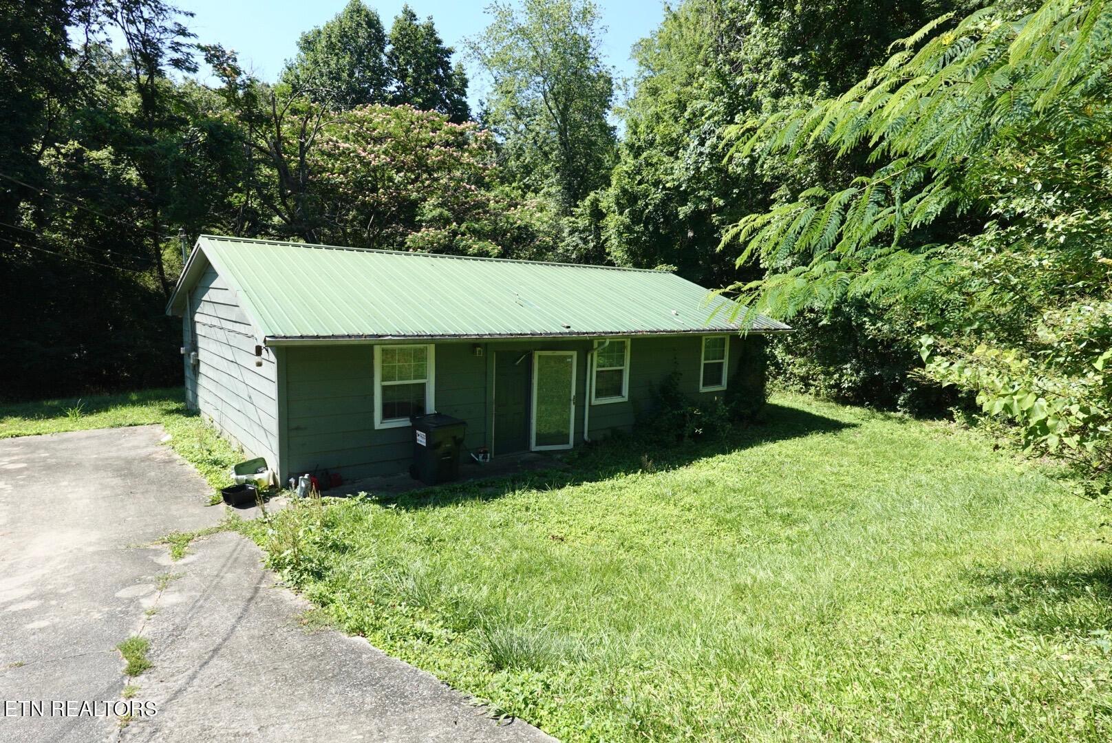 201 Glen Mar Circle