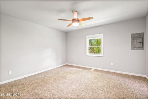 Tiny photo for 151 Sunflower Lane, LaFollette, TN 37766 (MLS # 1347478)