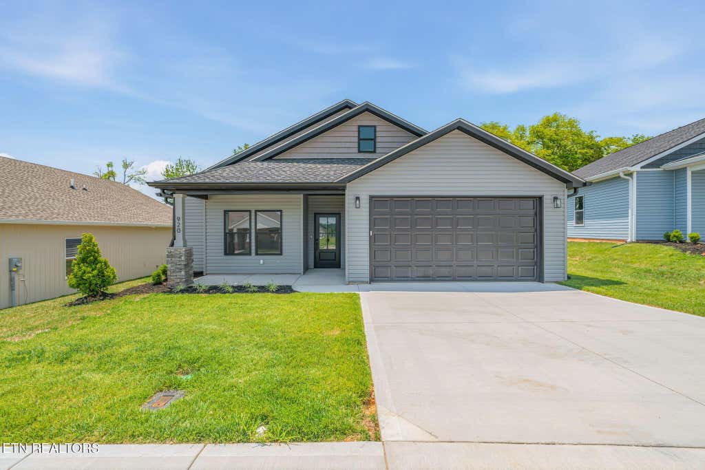 Photo of 920 Stratford Ave, Sweetwater, TN 37874 (MLS # 1335787)