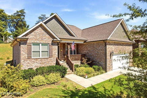 Photo of 169 Dynasty Drive, Lenoir City, TN 37771 (MLS # 1357133)