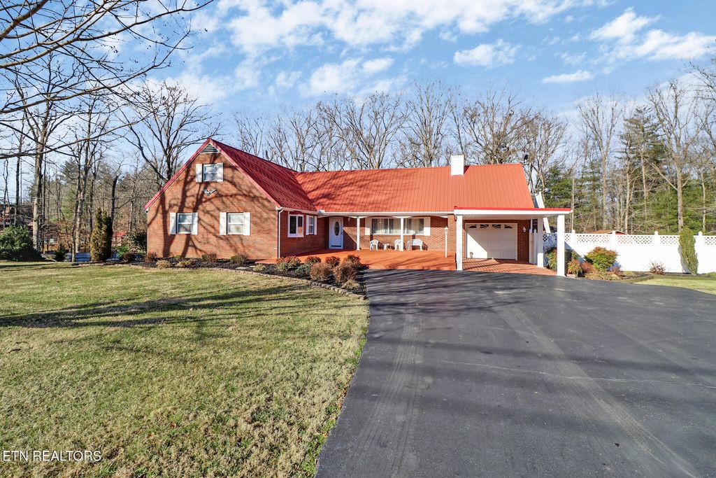 Photo of 588580 Catoosa Rd, Wartburg, TN 37887 (MLS # 1329347)