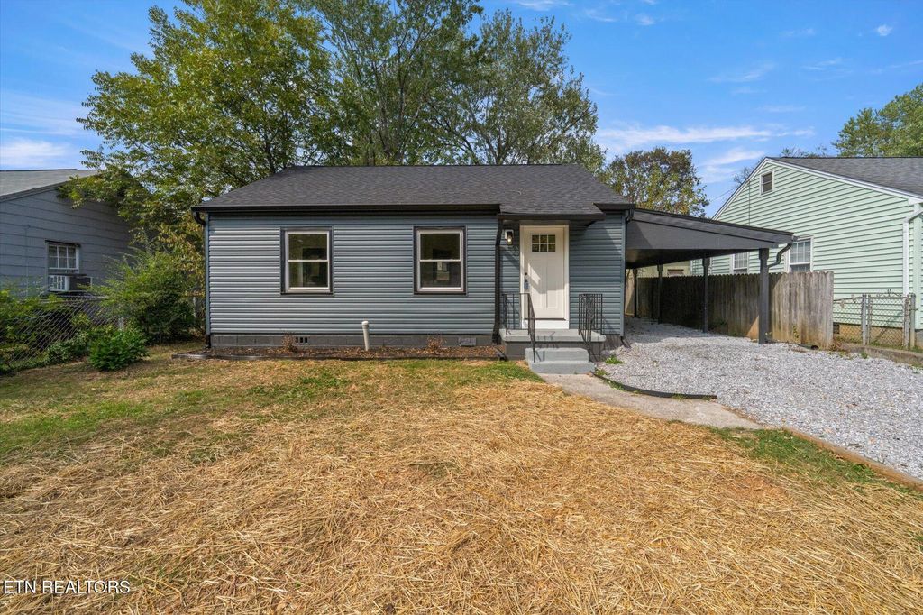 Photo of 2801 Boright Place, Knoxville, TN 37917 (MLS # 1319318)