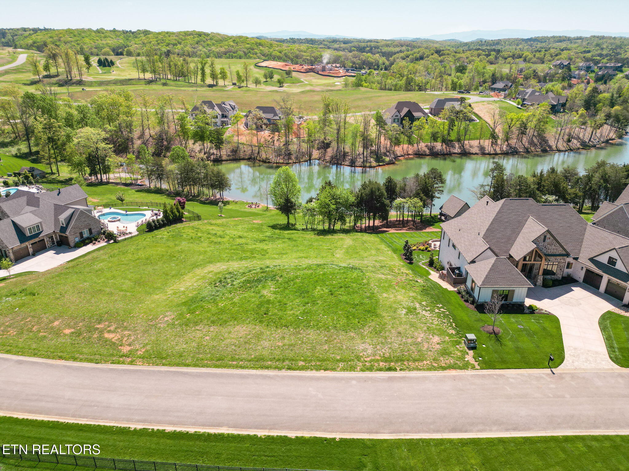 585 Zepher Drive