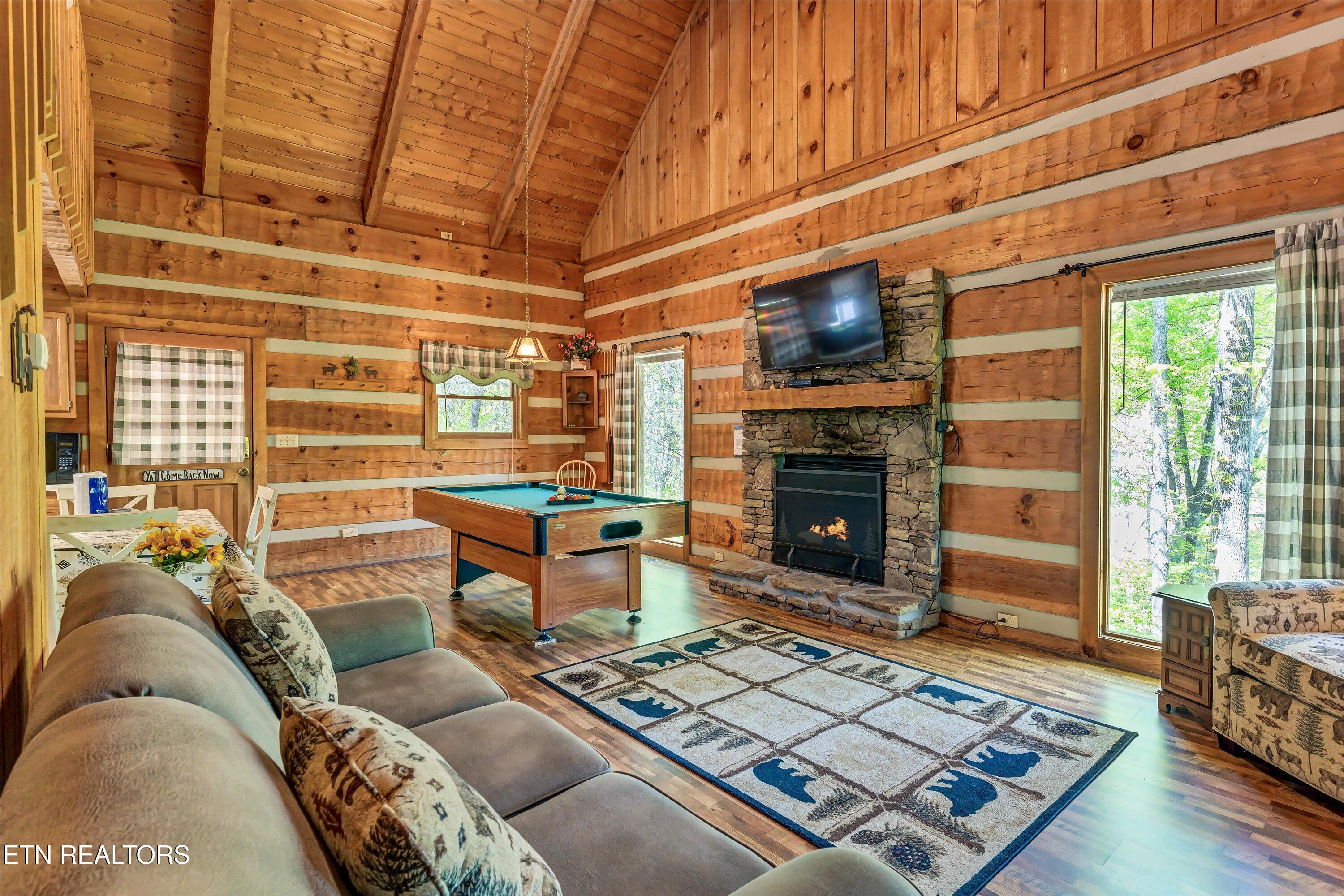 2580 Black Bear Lane