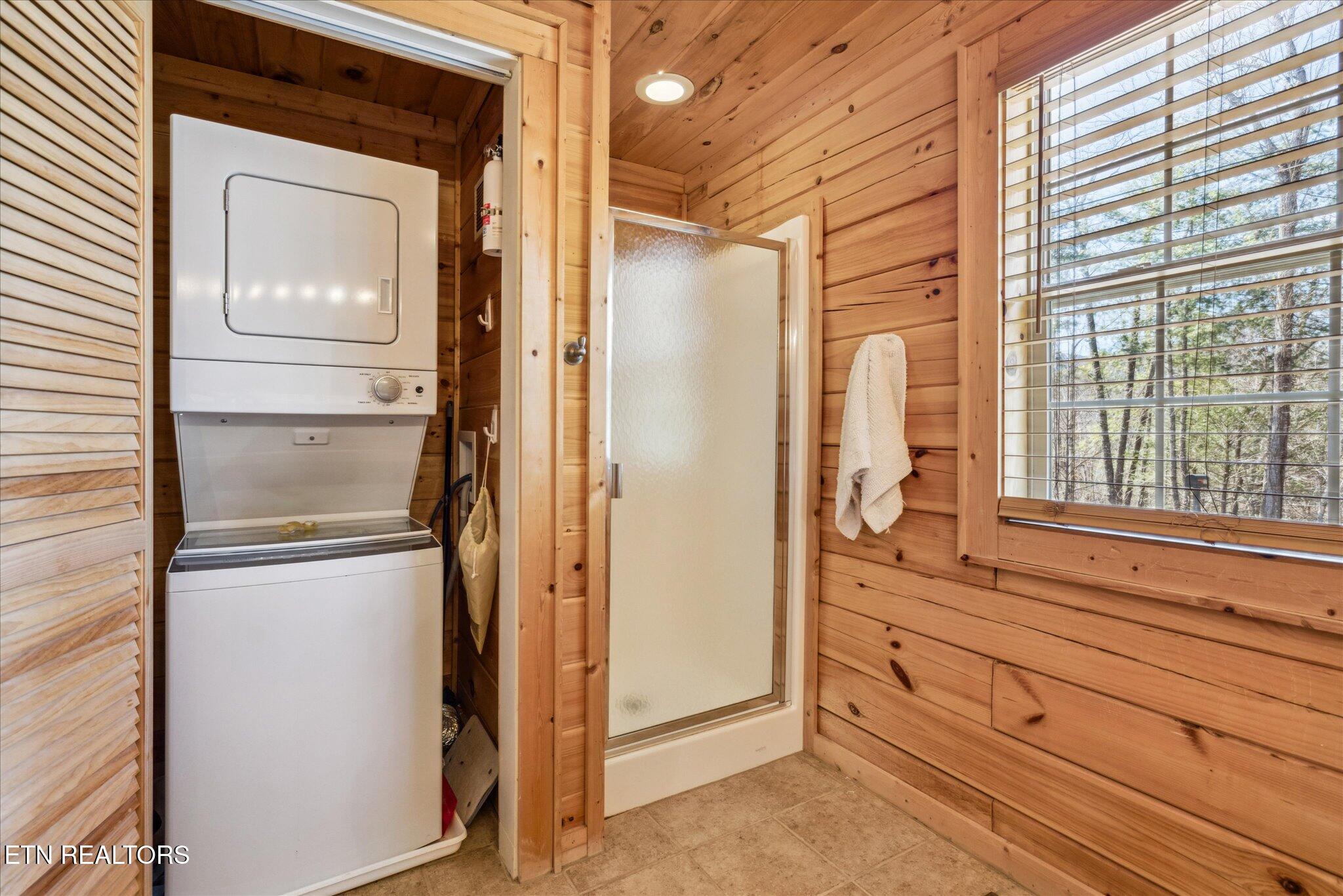 228 Tolliver Tr