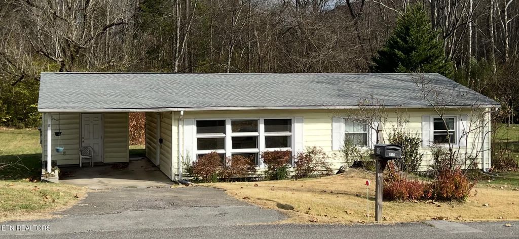 Photo for 4511 Fawnie Lane, Knoxville, TN 37918 (MLS # 1322715)