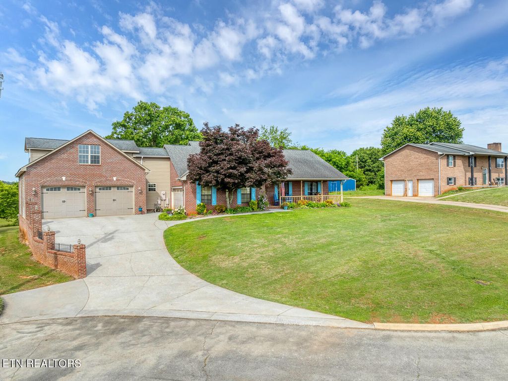 Photo of 449 Foss Rd, Maryville, TN 37801 (MLS # 1339871)