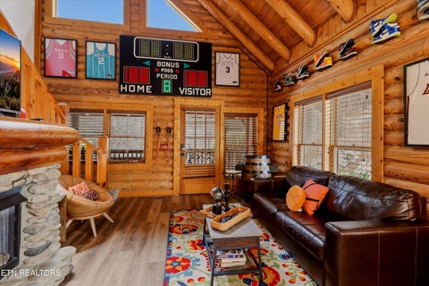 Tiny photo for 727 Golf View Blvd, Pigeon Forge, TN 37863 (MLS # 1347692)