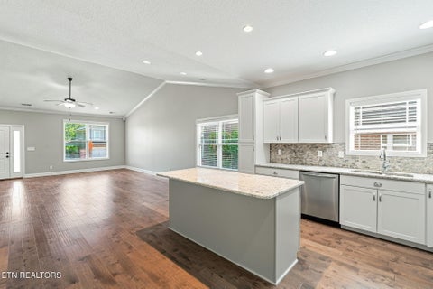 Tiny photo for 2721 Clay Top Lane, Knoxville, TN 37912 (MLS # 1354910)