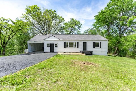 Photo of 1703 Breda Drive, Knoxville, TN 37918 (MLS # 1337036)